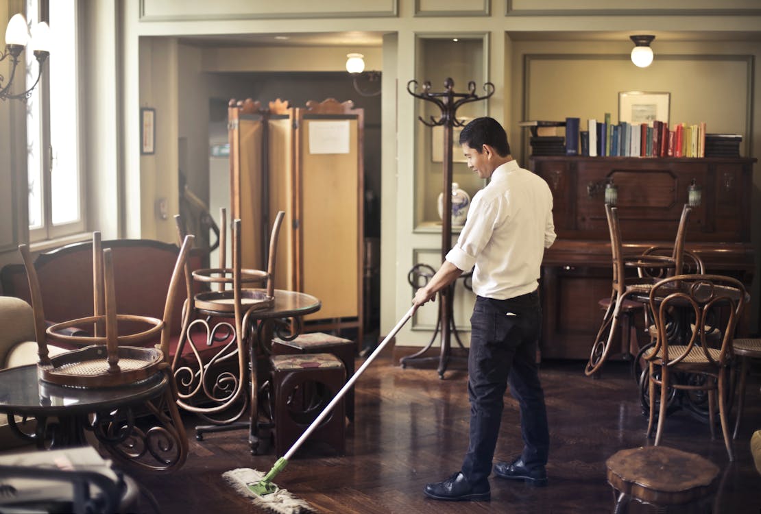 commercial cleaning Branson West MO — office janitorial service in Taney County